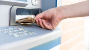 É possível sacar o FGTS mesmo trabalhando? 